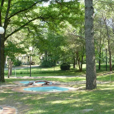 Apartment Mobilehome In Grado 53450